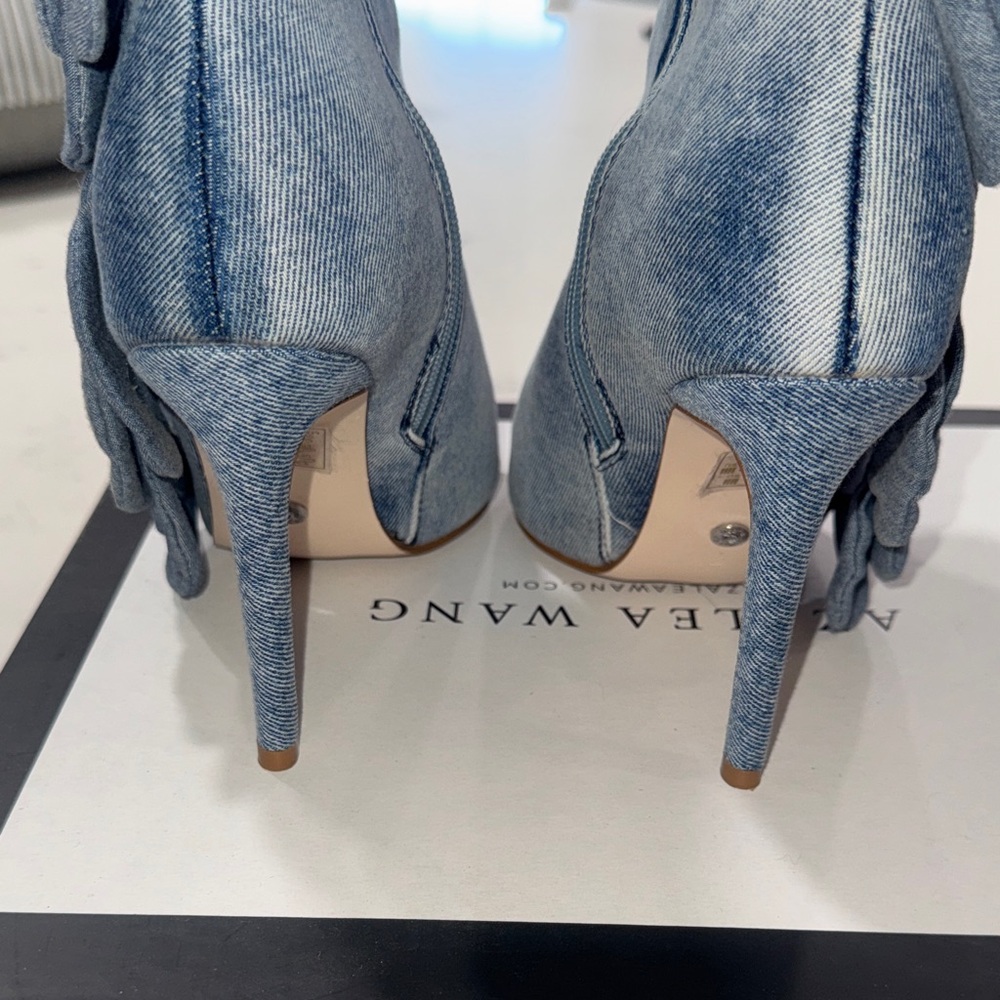 Azalea Wang Blue Floral Women's Shoes - Picture 6 of 10